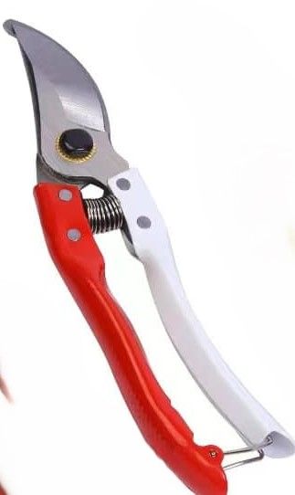 Секатор YINGDA TOOLS 210 мм